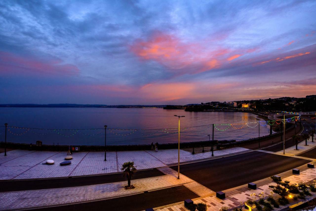 Sandybanks Loft - Penthouse Seaview Apartment On Promenade, Torquay Exterior photo